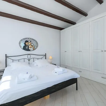 Villa Irinea By Rent Istria