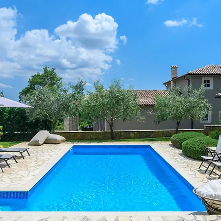 Villa Irinea By Rent Istria *