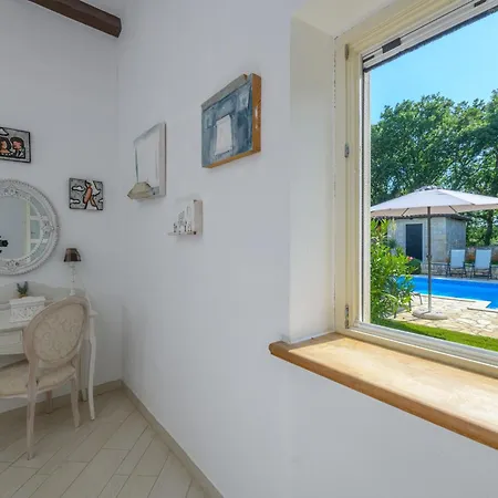 וילה Irinea By Rent Istria Kringa