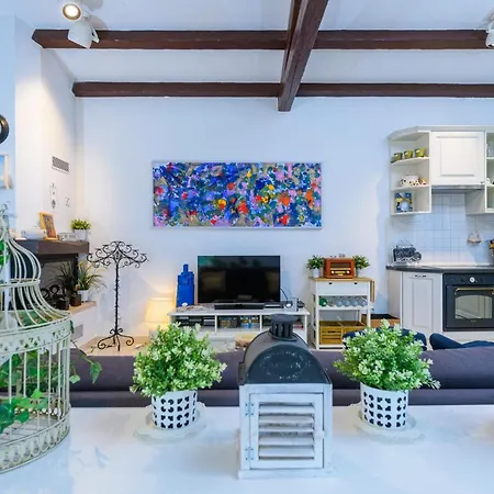 Irinea By Rent Istria וילה